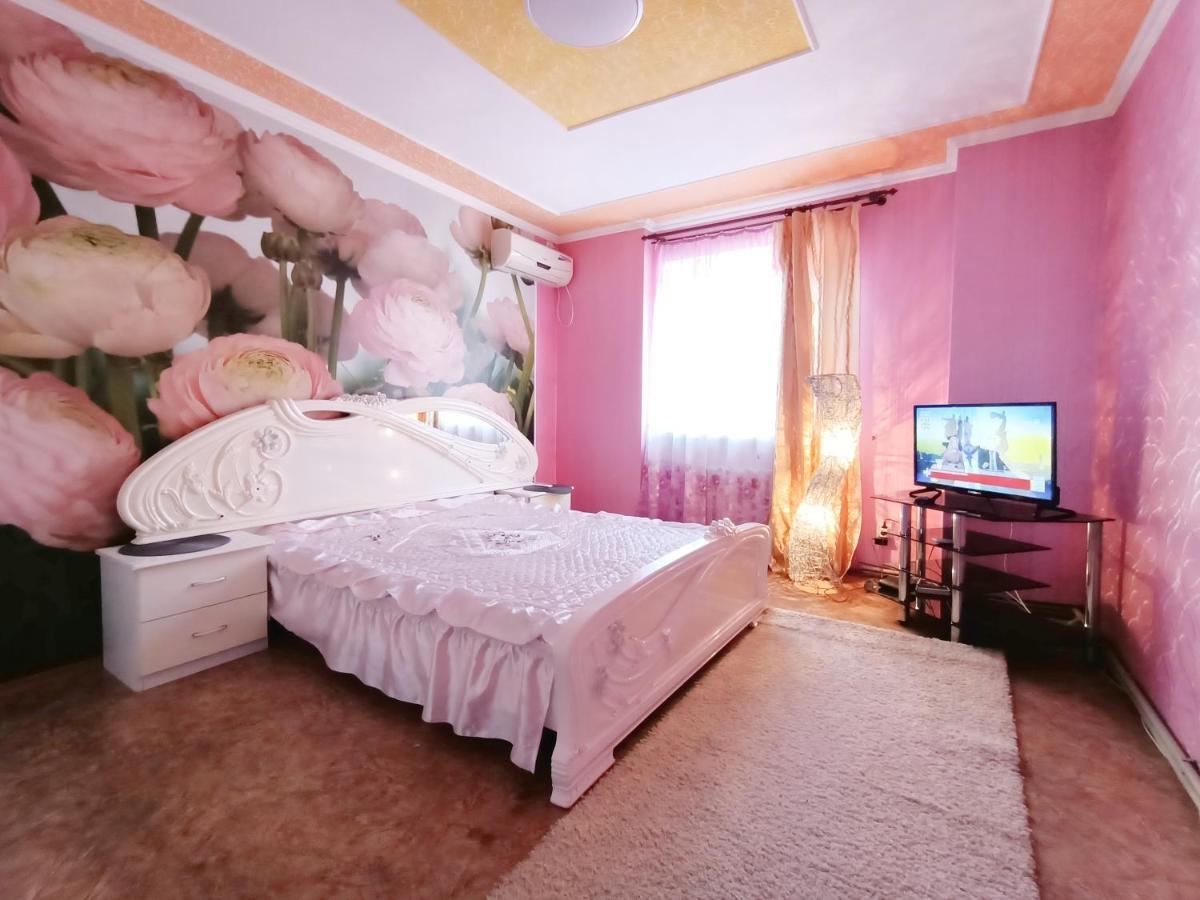Шевченко 1 Apartamento Kirovograd Exterior foto
